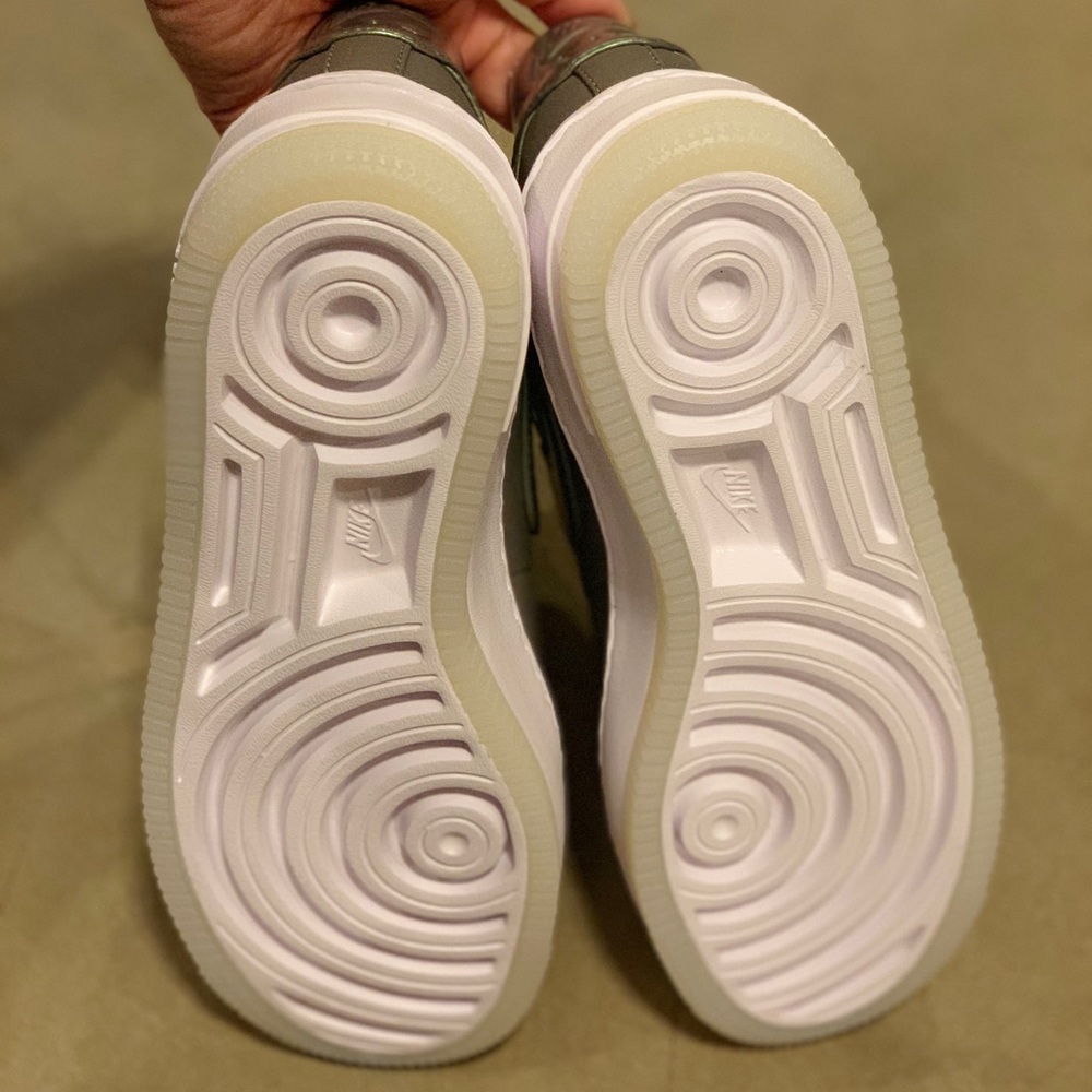 NIKE WMNS AF1 (AIRFORCE1) UPSTEP PRM LX - Brandnew - Picture 8 of 8